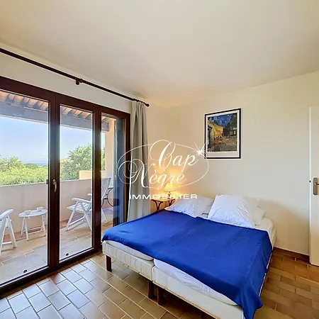Mazet T2 Avec Balcon 4 Pers Hubac Bleu A Cavaliere Daire